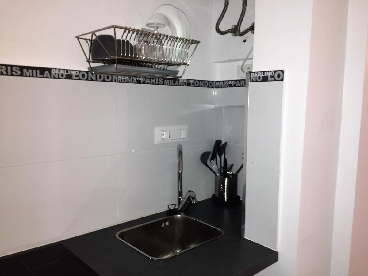 Casa Fossatello Four Apartment เจนัว ภายนอก รูปภาพ