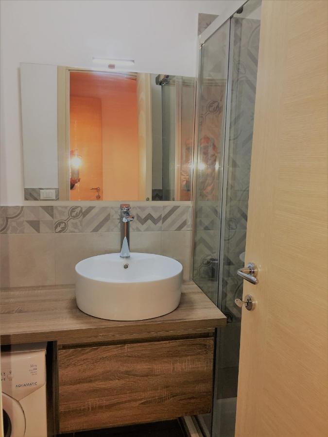 Casa Fossatello Four Apartment เจนัว ภายนอก รูปภาพ
