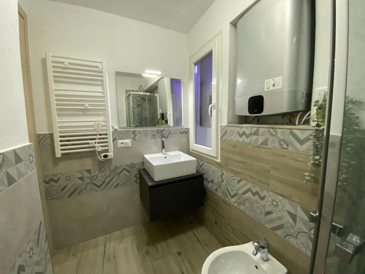 Casa Fossatello Four Apartment เจนัว ภายนอก รูปภาพ