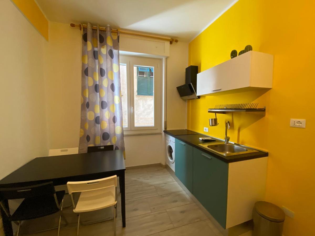 Casa Fossatello Four Apartment เจนัว ภายนอก รูปภาพ
